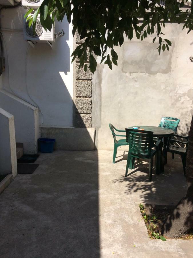 Room In The Guest House Одеса Екстериор снимка