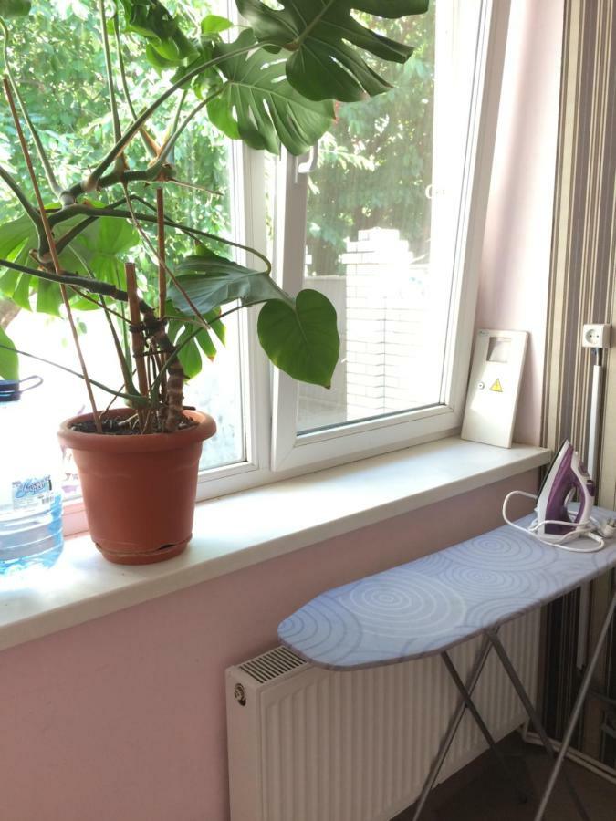 Room In The Guest House Одеса Екстериор снимка